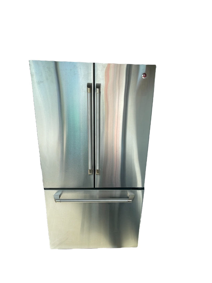 GE Stainless Steel French Door Refrigerator Model#:CFCP1NIZESS