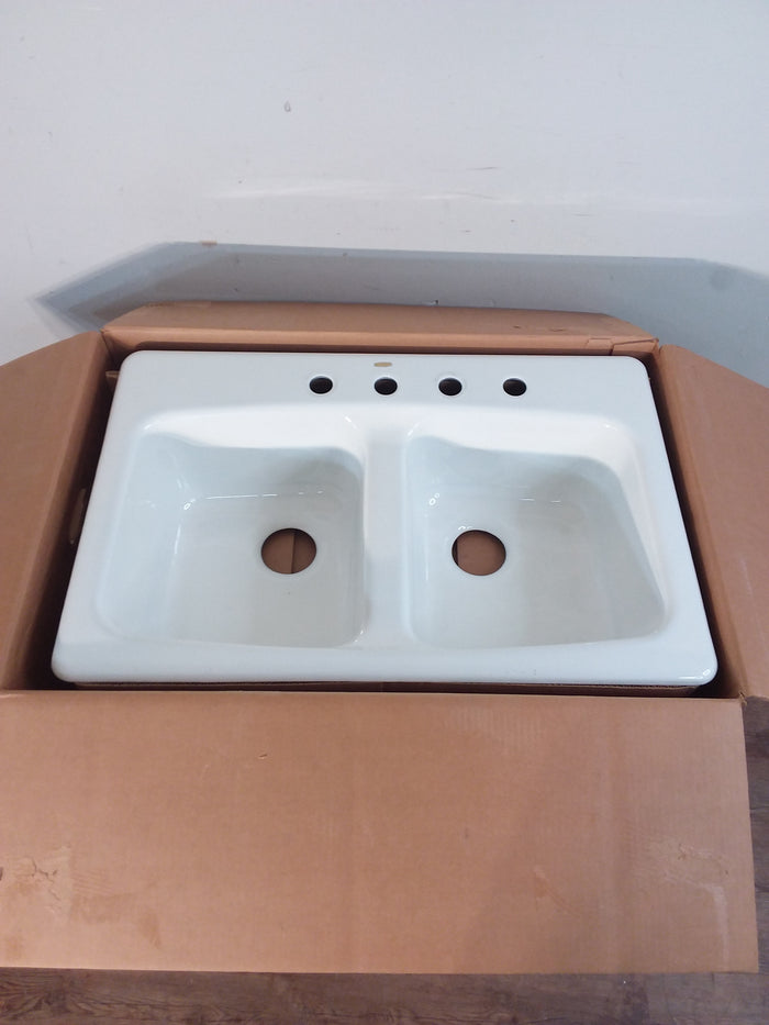 White 33 inch Brookfield Kitchen Sink