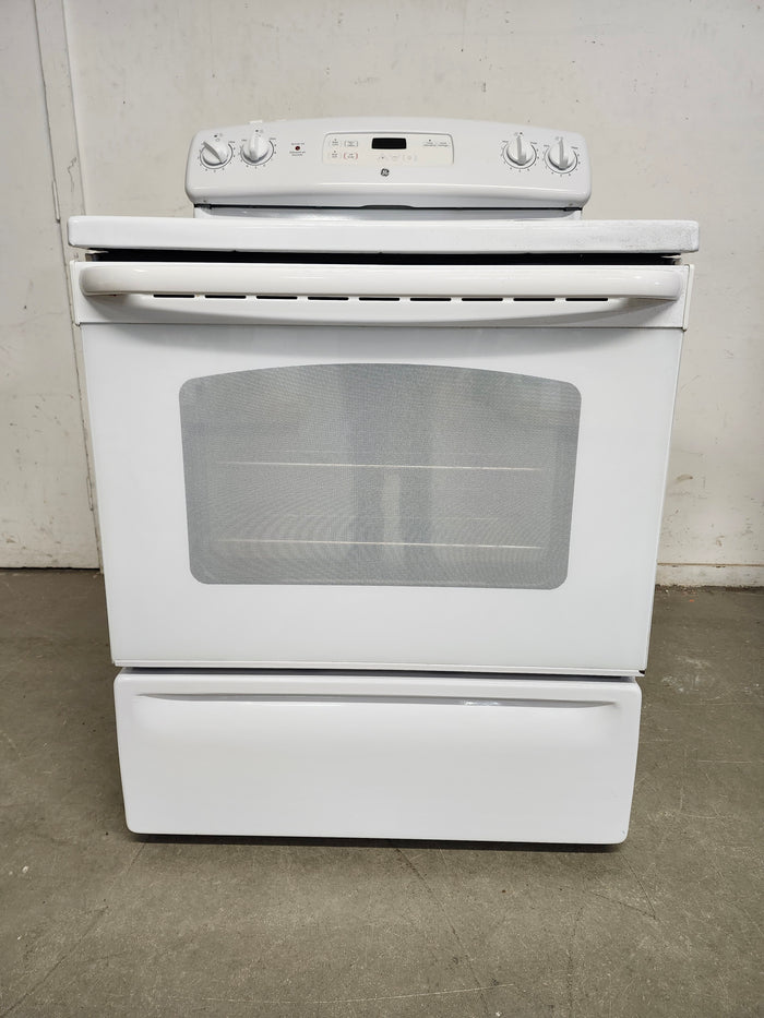 GE Electric Stove (JCBS280DM2WW)