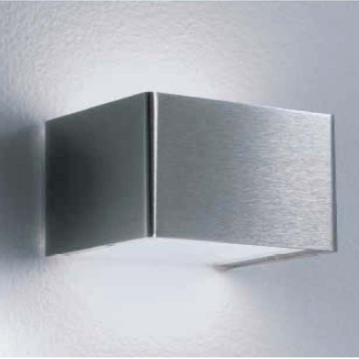 1-Light LED Wall Light in Chrome
