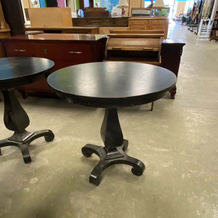 Black Fleur De Lis Round End/Side Table