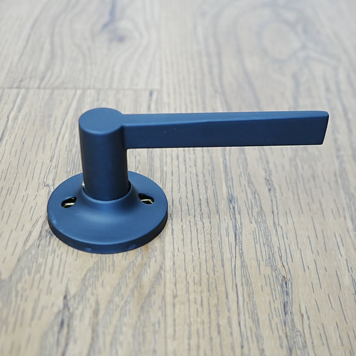 Julia Lever Dummy Set – Matte Black, Round Rosette – B2X17J-19