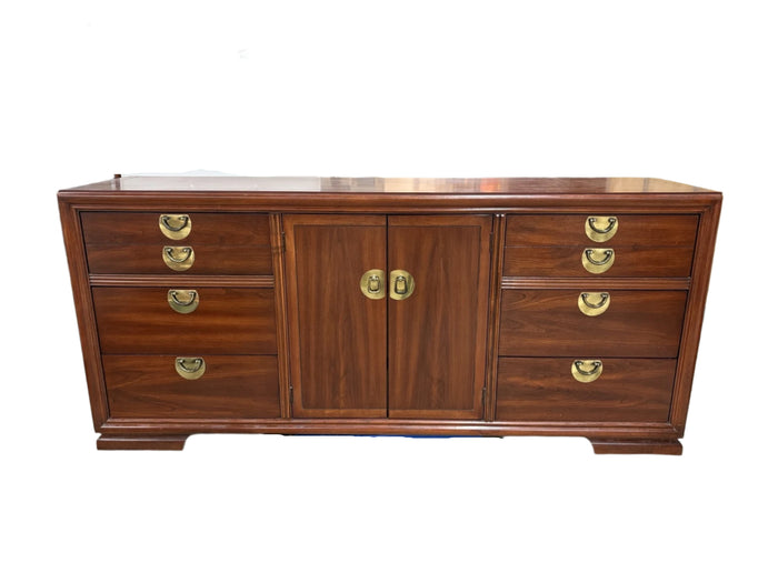 Kroehler Canada Dresser