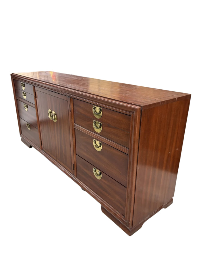 Kroehler Canada Dresser