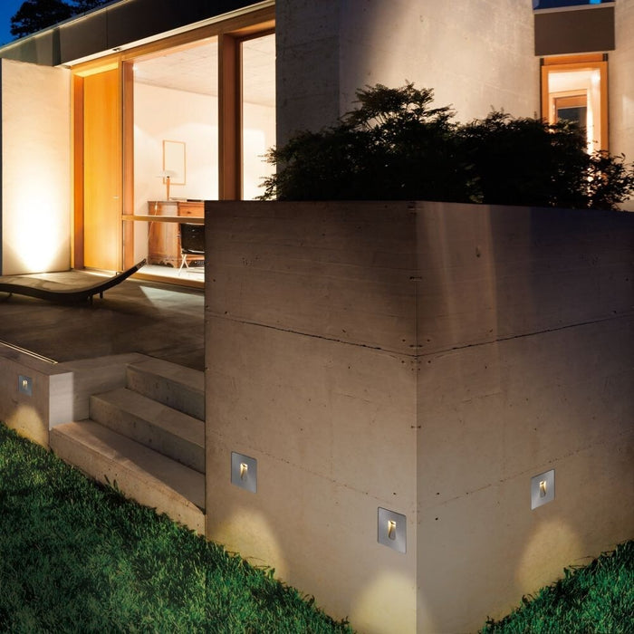 Outdoor Recessed LED Sconce in Chrome