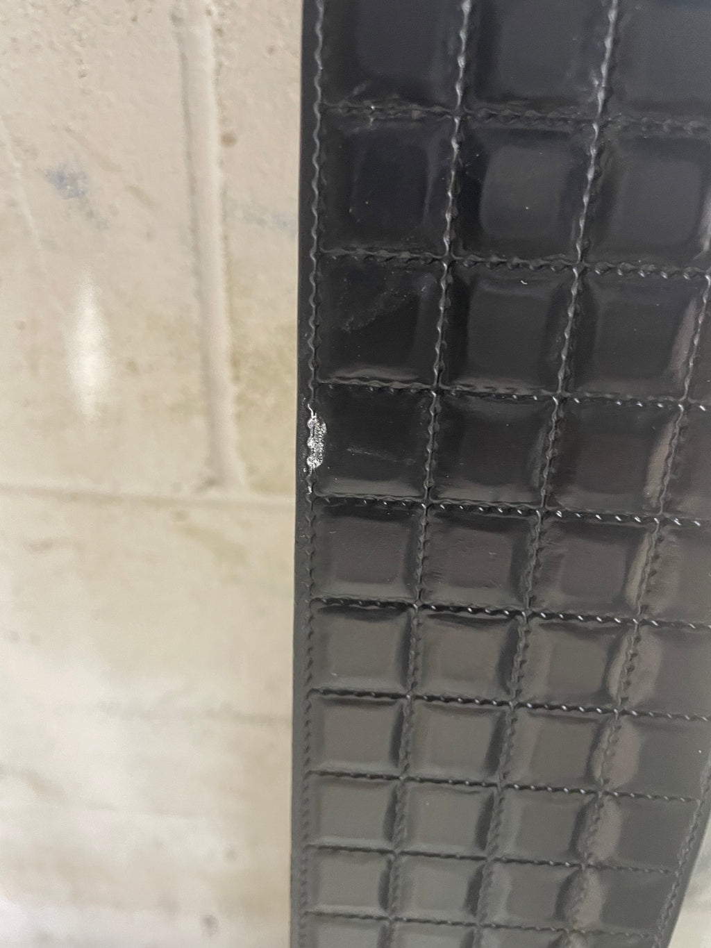 Mirror w/ black frame Habitat ReStore GTA