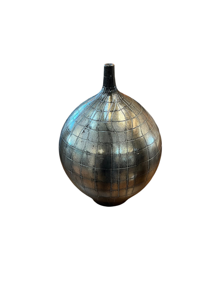 Modern Metallic Grid Design Vase