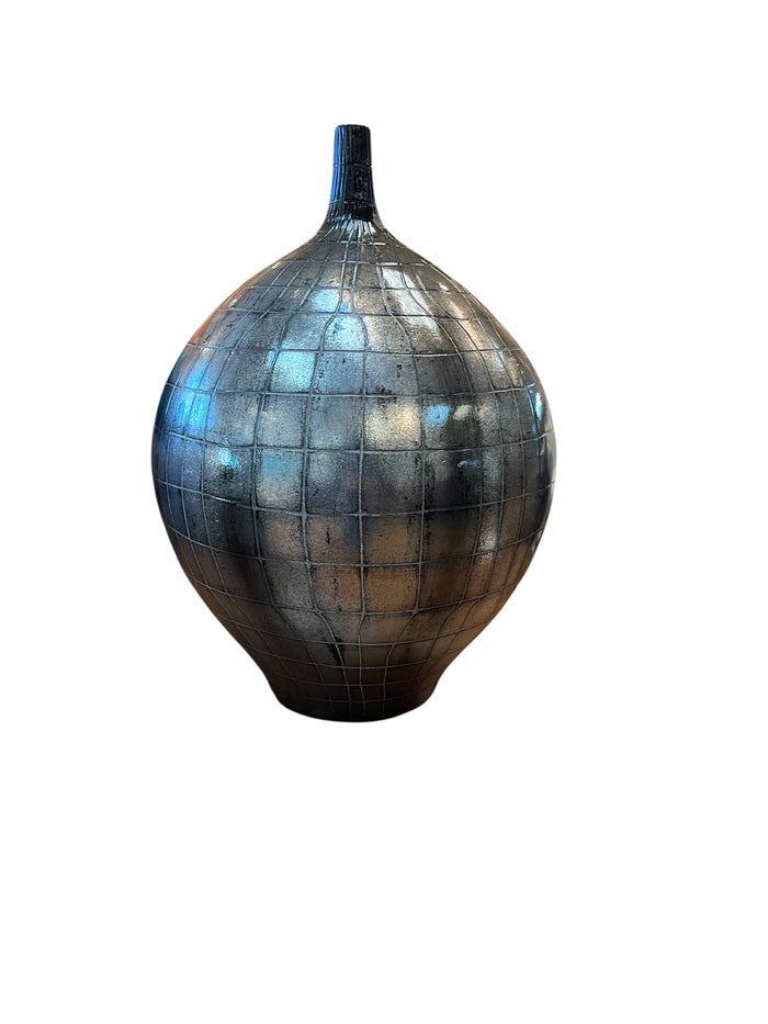 Modern Metallic Grid Design Vase