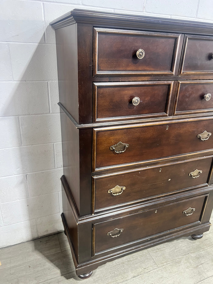 Thomasville Tallboy Dresser