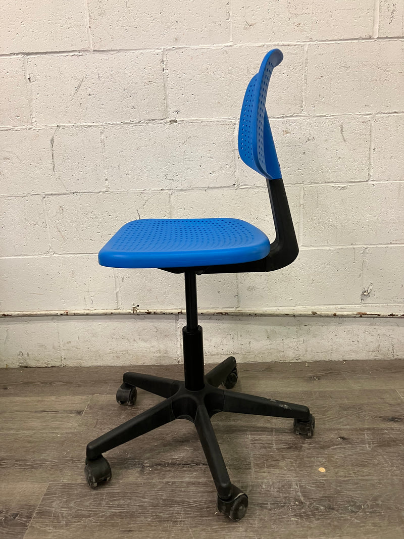 IKEA Blue Desk Chair Habitat ReStore GTA