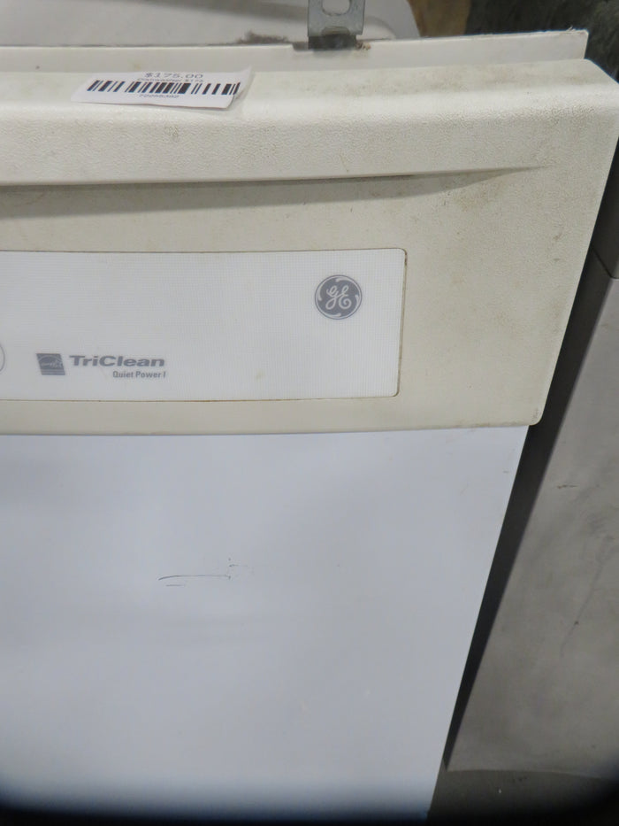 24" Dish Washer in White - GE