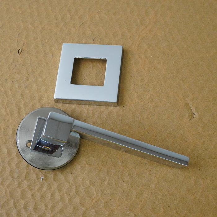 Louisiana Passage Lever Set on Square Roses, Left Hand 8025LOUSR