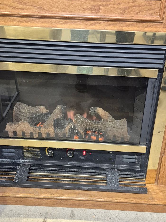 Electric Fireplace with 52"W Oak Mantel/Surround