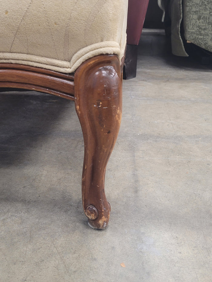 Cream-colored Accent Chair