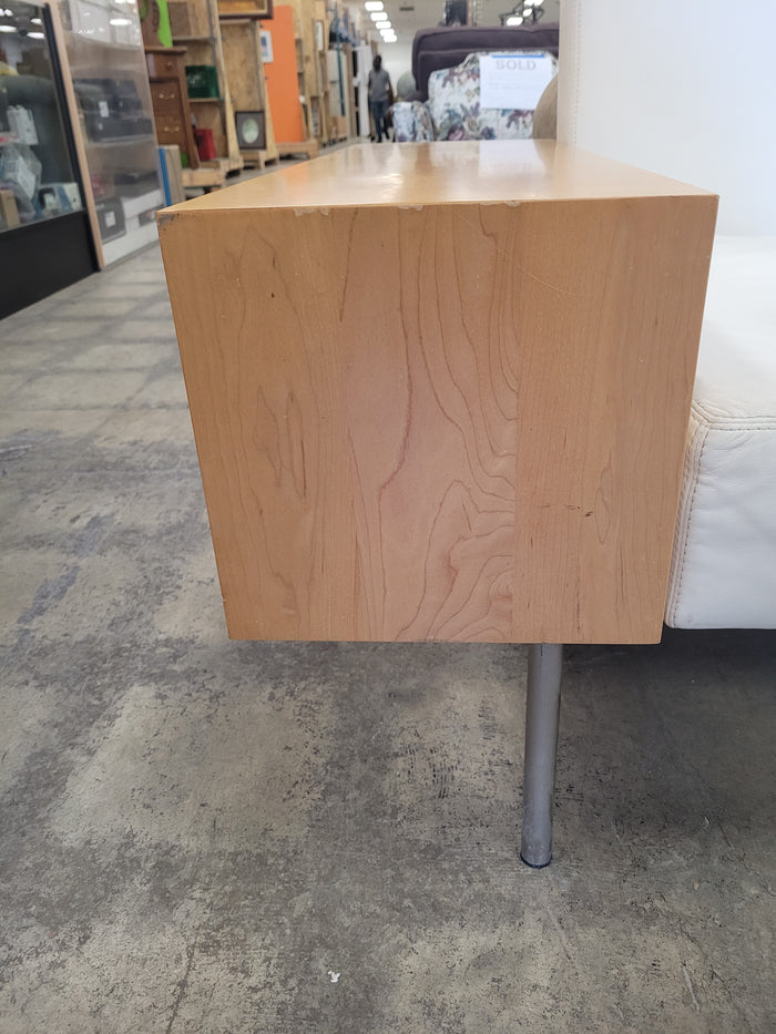 White Leather Couch With Wooden Arms