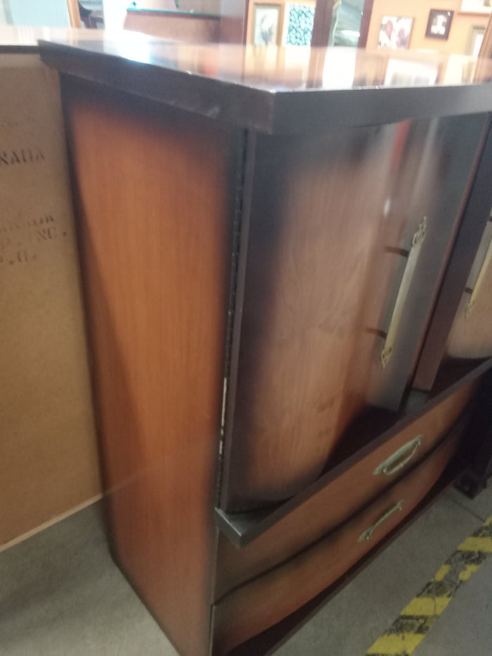 40"W 5-Drawer Wooden Dresser