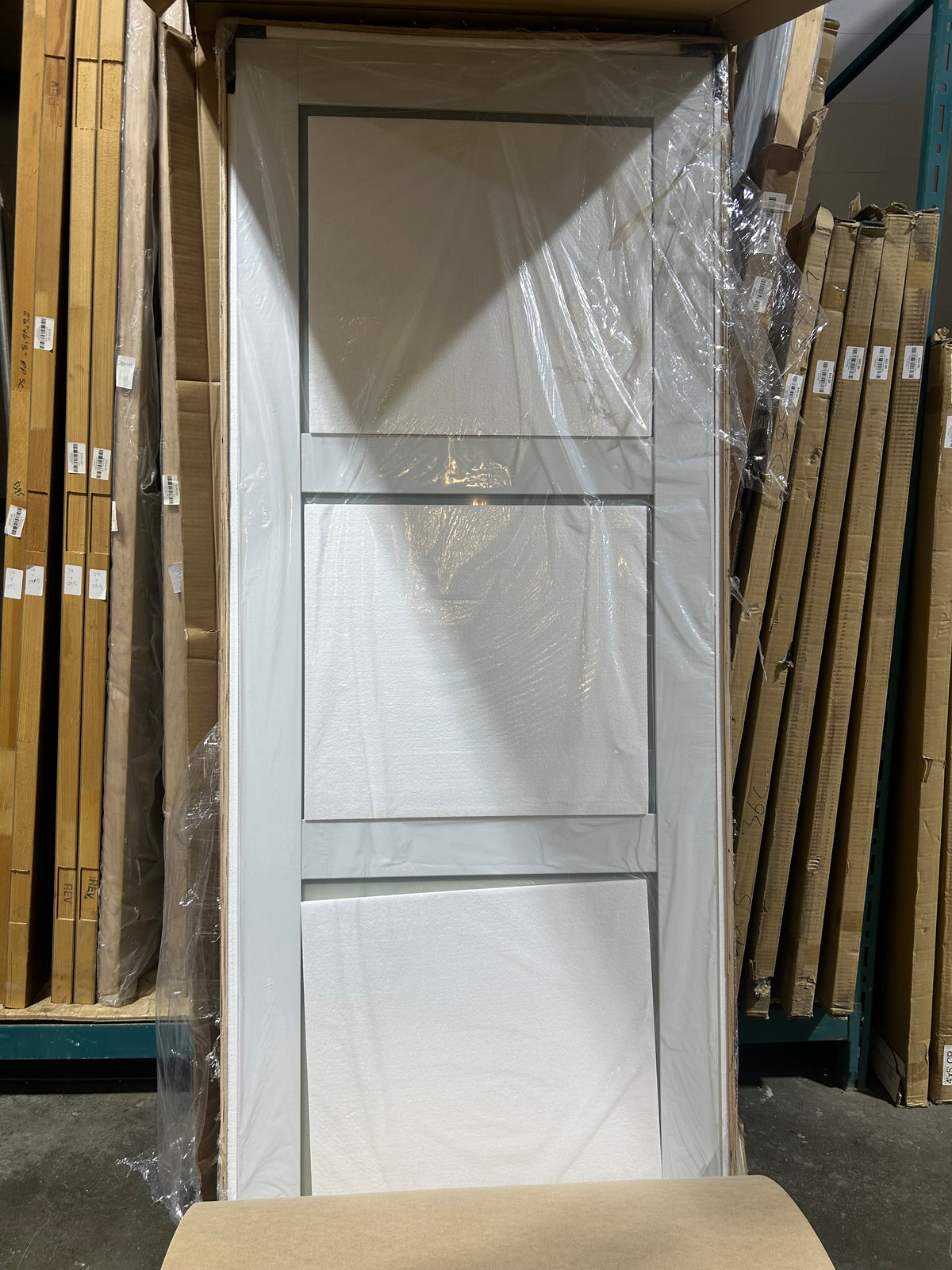 Three-panel Two Sliding Doors in White