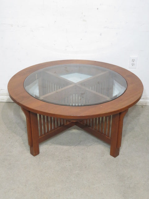 Round Spindle Wooden Coffee Table