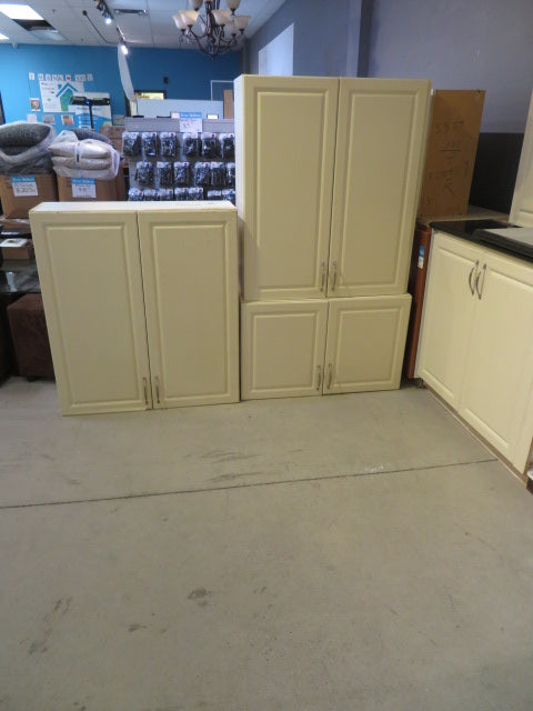 Cream Thermofoil Raised Panel Kitchen Cabinet Set