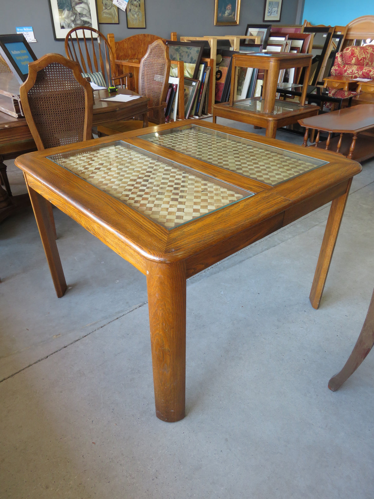 Dining Table with Glass Top and 2 Leaf Inserts