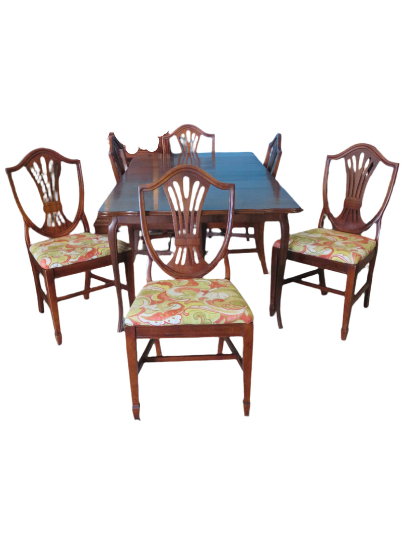 Queen Anne Gate Table with 6 Chairs