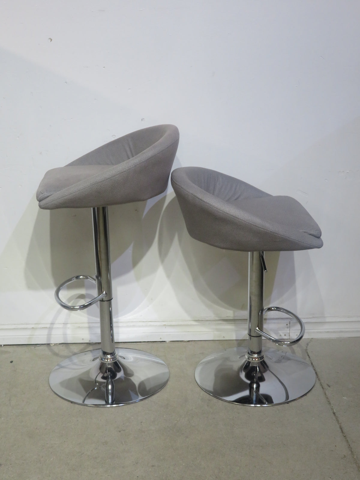 Set of 2 Adjustable Bar Stools