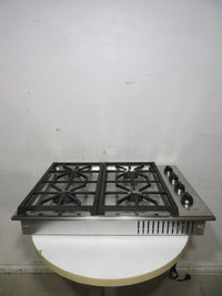 30" Wolf Stainless Steel Gas Cooktop