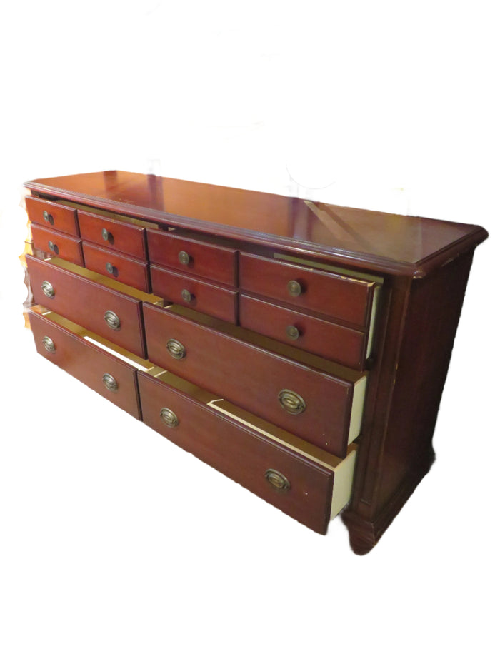 Reddish-Brown 6 Drawer Dresser