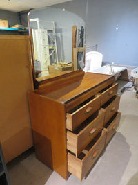 6-Drawer Dresser with Mirror