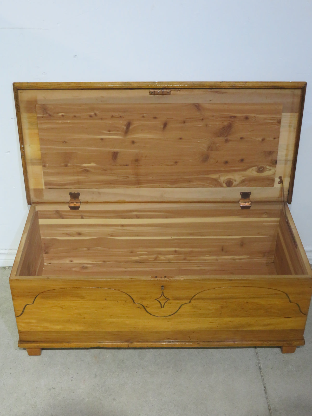 Storage Chest w/ Lock