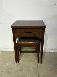 Vintage 1970's Singer Sewing Machine With Stool