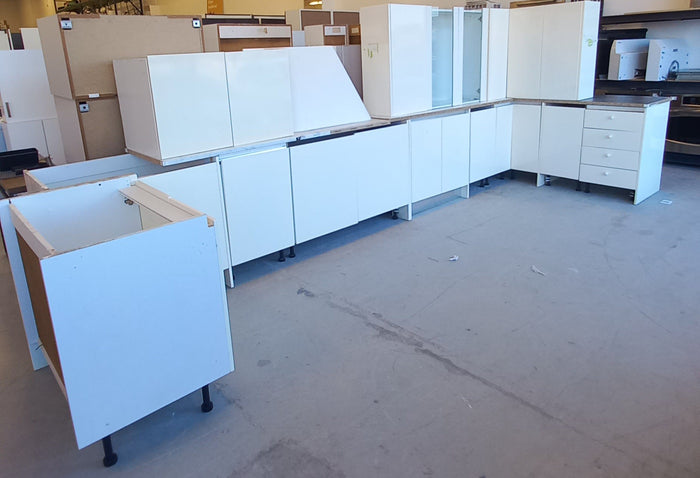 15 Cabinet White Kitchen