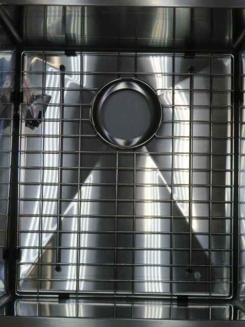 33" Kraus Stainless Steel Double Sink Kit