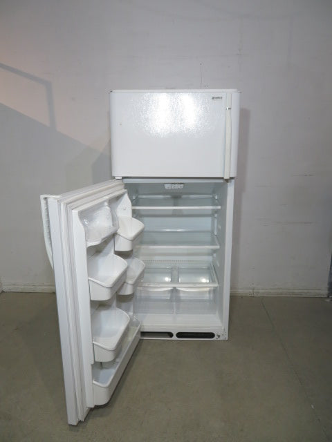 White Kenmore Top Freezer Refrigerator
