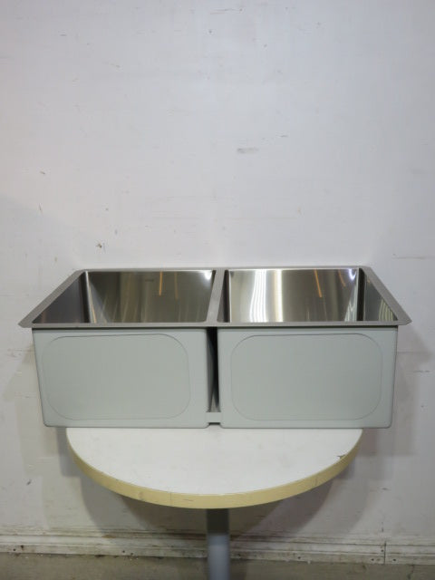 33" Kraus Stainless Steel Double Sink Kit