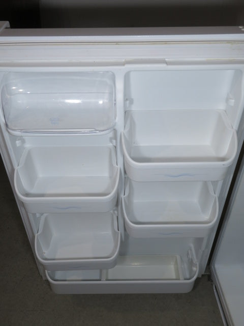 White Kenmore Top Freezer Refrigerator