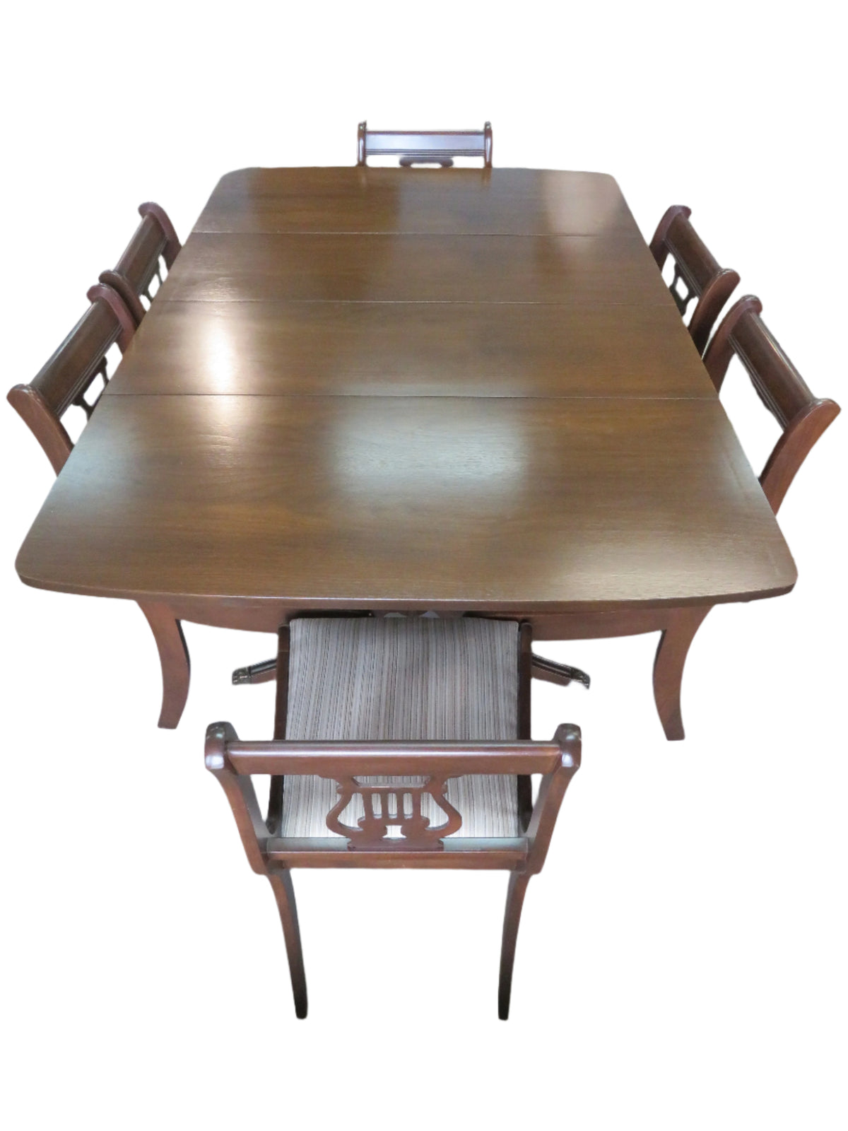 Duncan Phyfe Table with 6 Chairs