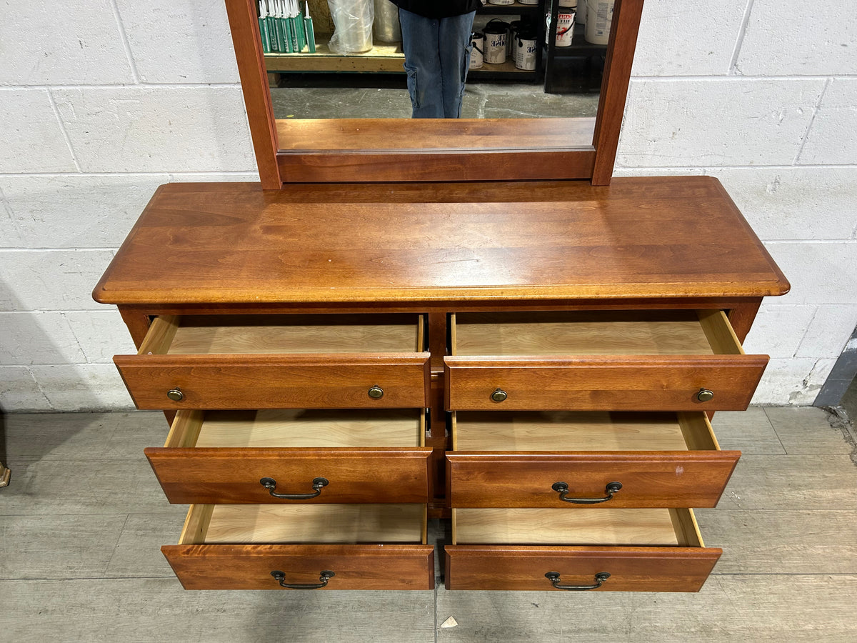 Damaska Dresser with Mirror