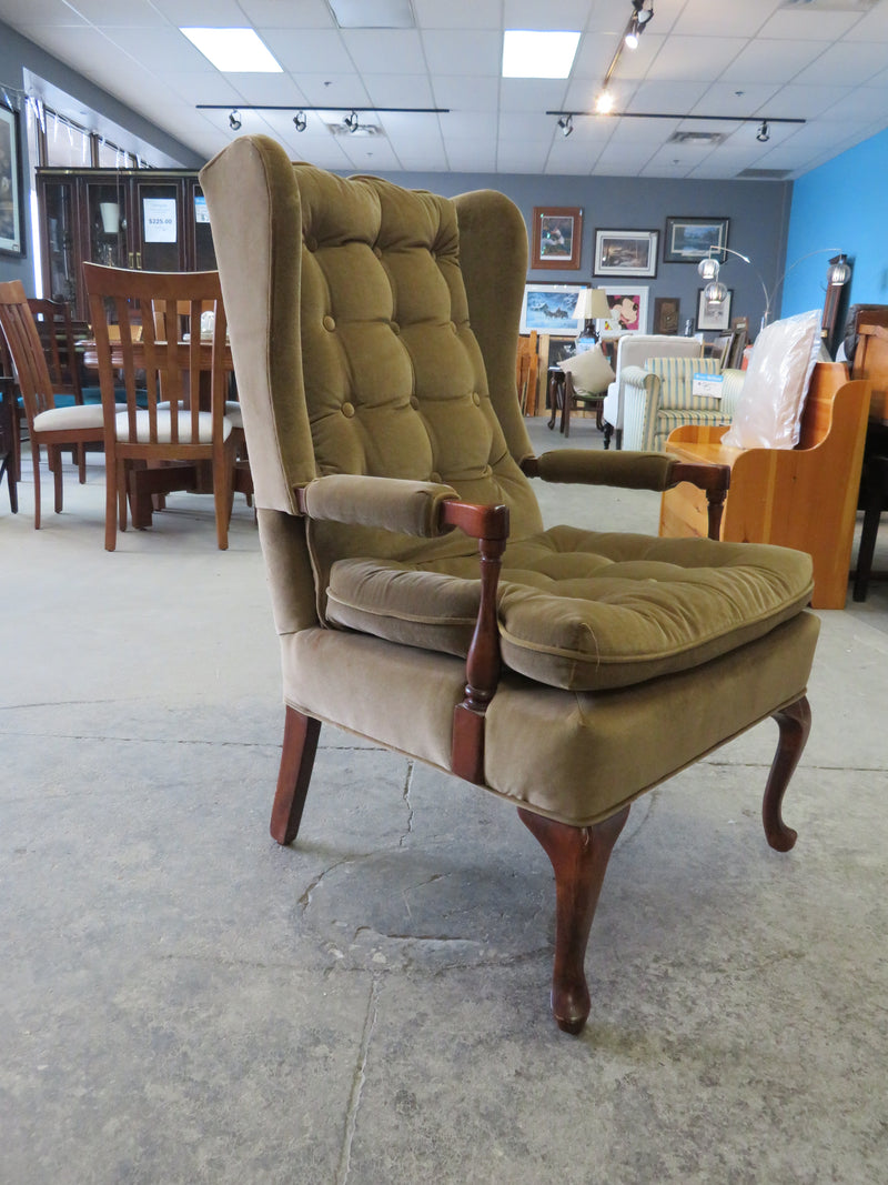 Tufted Upholstered Chair