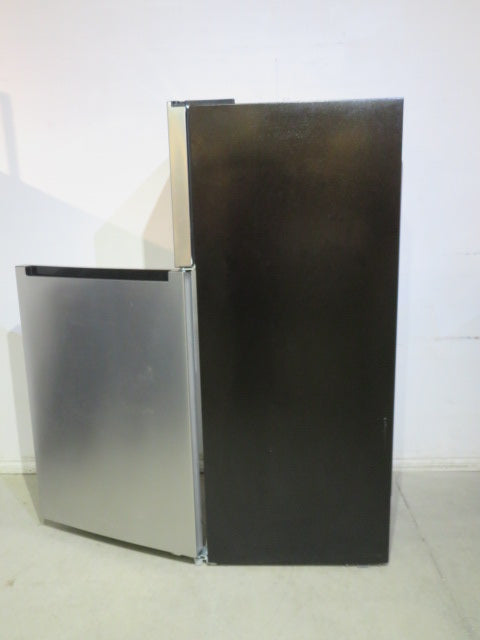 Stainless Steel Vissani Fridge with Top Freezer