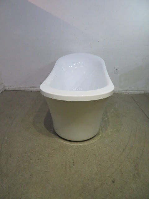 OVE 65" Freestanding Oval Tub
