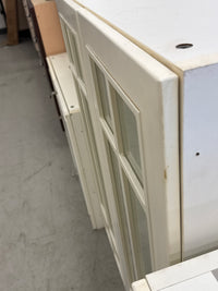 White kitchen Cabinets