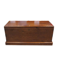 Bench / Storage Chest