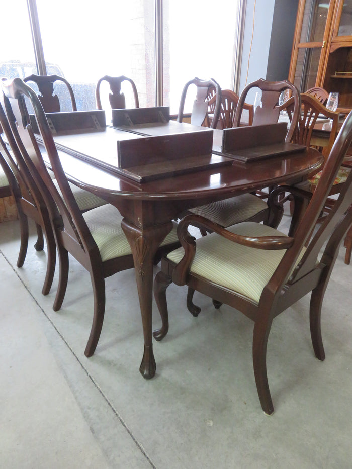 Dining Table with 8 Chairs and 2 Leaf Inserts