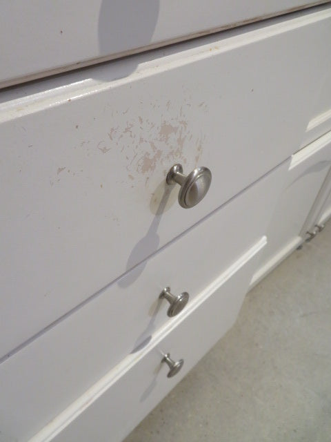 Arched-Top White Cabinet Set