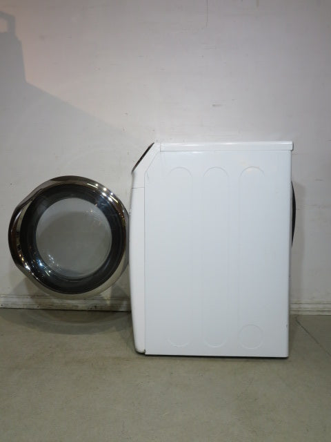 7.5 cu. ft. Samsung Electric Steam Dryer