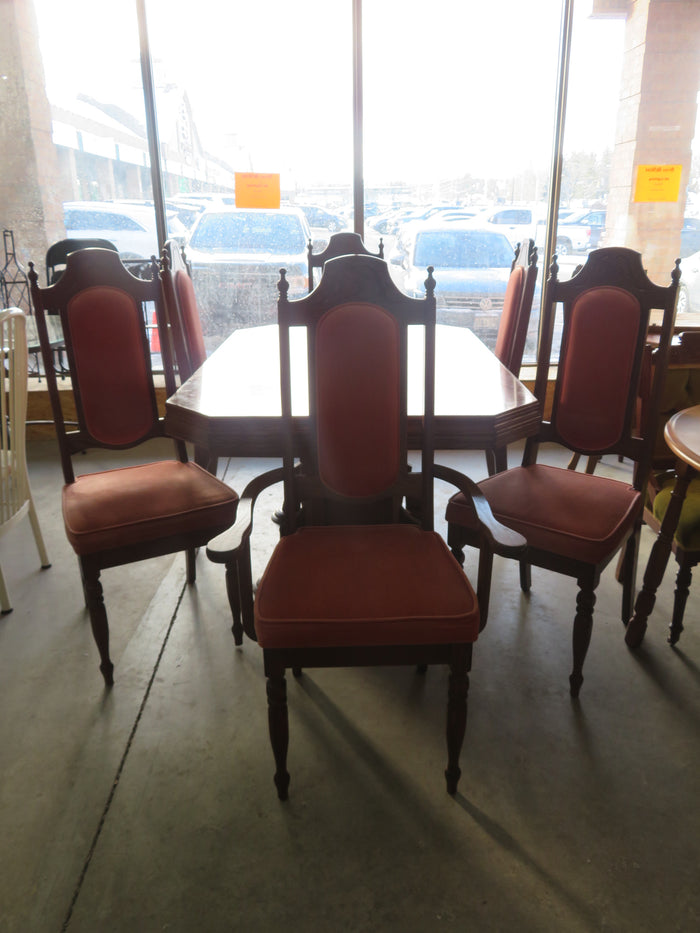 Dining Table with 6 Upholstered Chairs