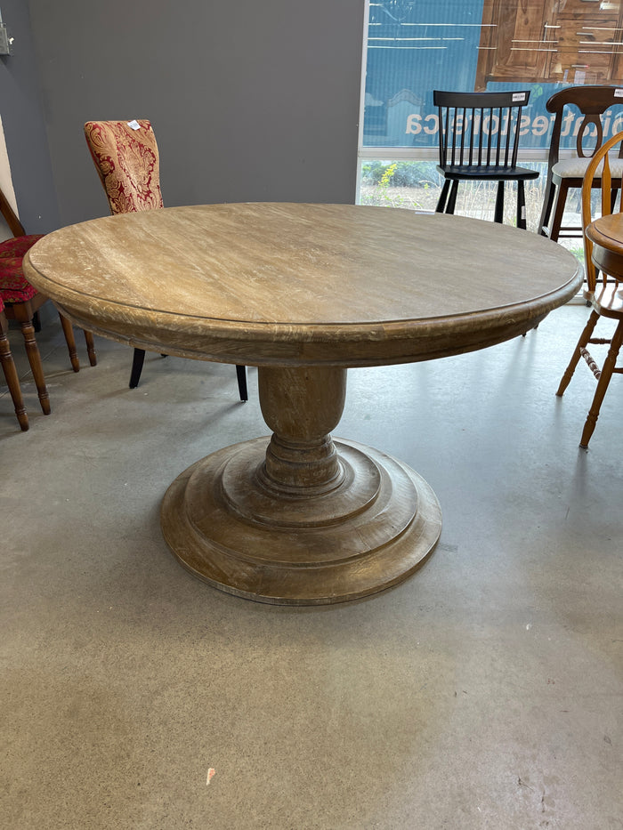48"W Round Dining Table