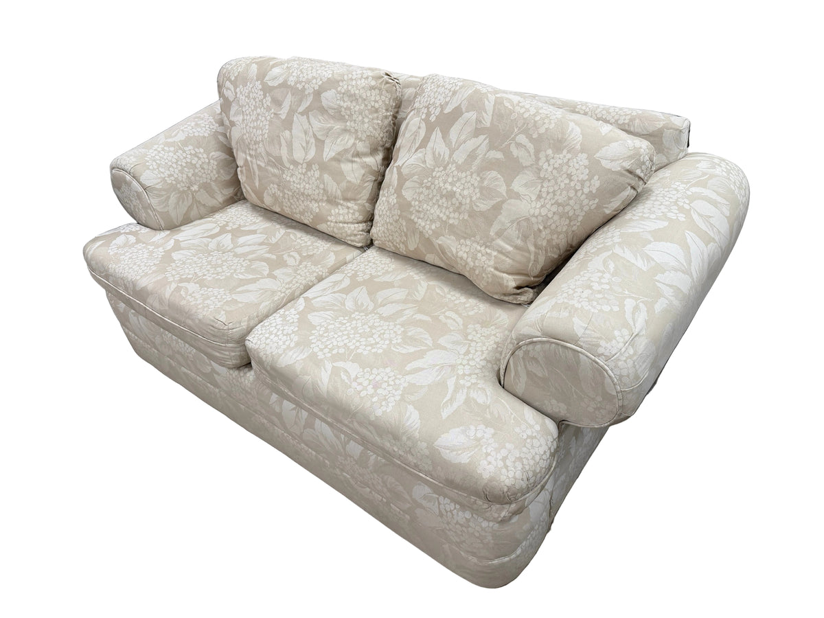 Traditional Floral Damask Cream Loveseat