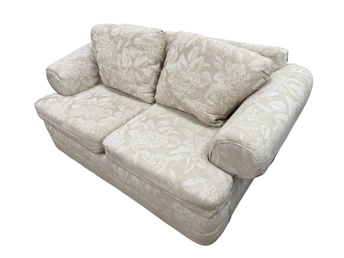 Traditional Floral Damask Cream Loveseat